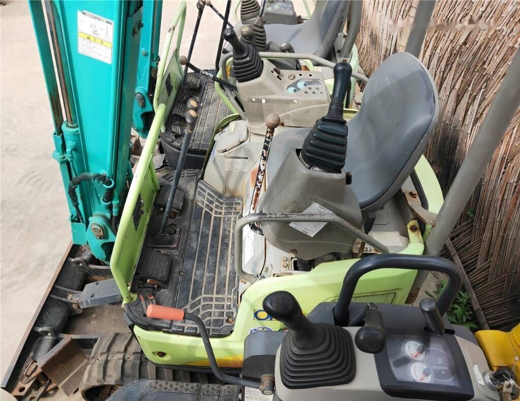 Yanmar Vio 17 - Miniexcavadora: foto 4 Yanmar Vio 17 - Miniexcavadora: foto 4