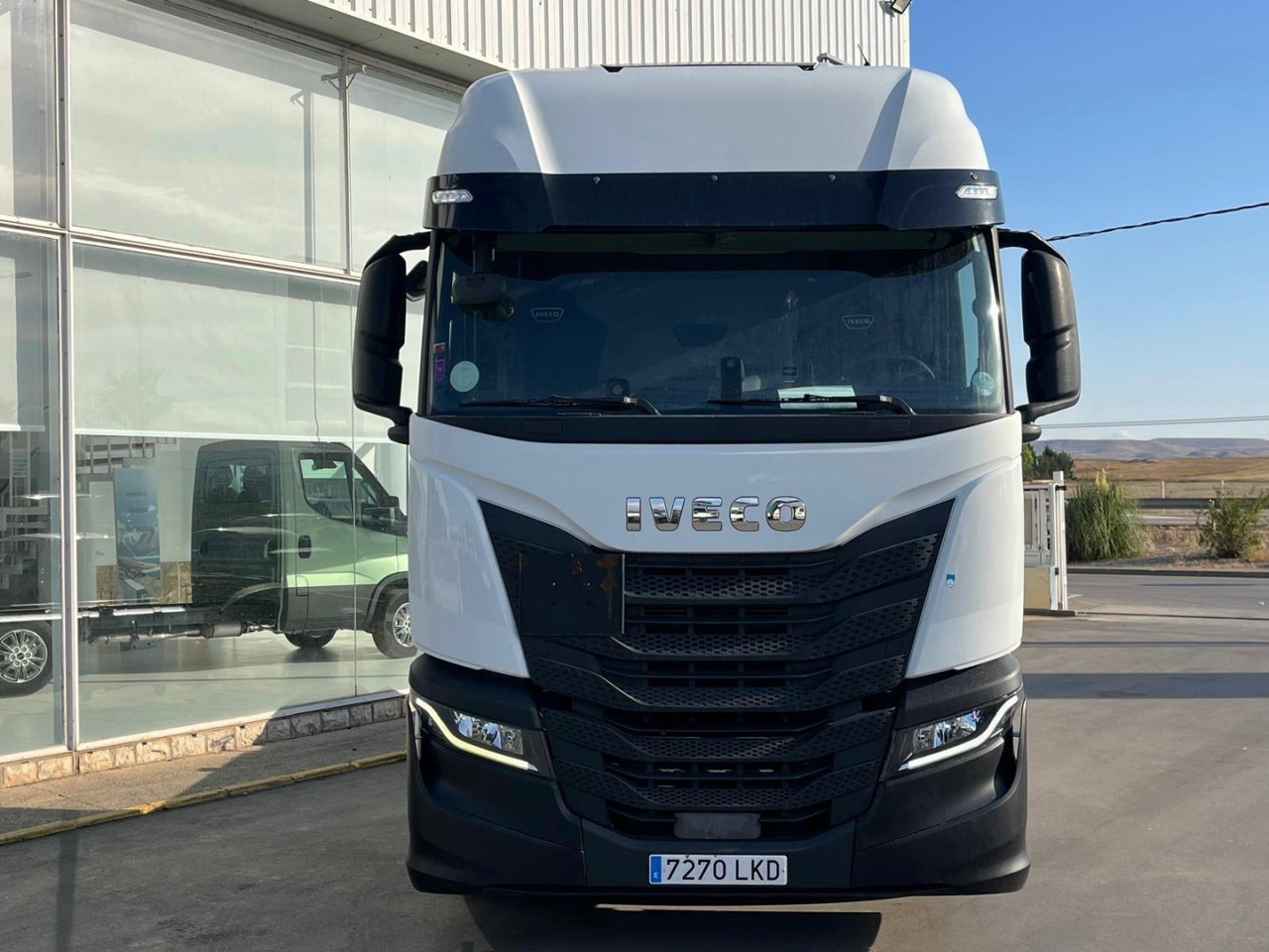 Cabeza Tractora IVECO 460 AUTOMATICO CON INTARDER - Cabeza tractora: foto 2 Cabeza Tractora IVECO 460 AUTOMATICO CON INTARDER - Cabeza tractora: foto 2