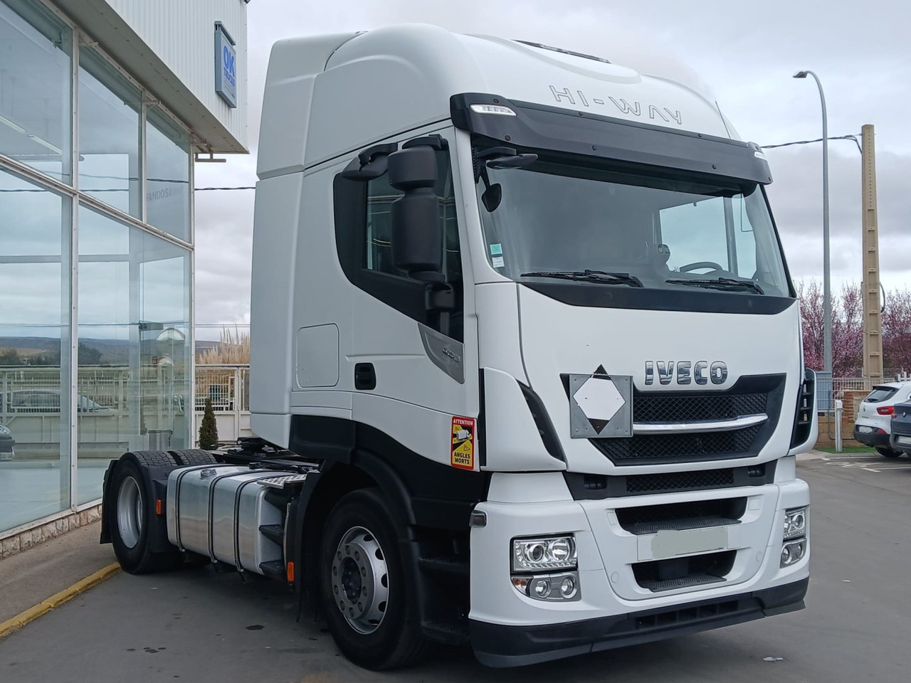 Cabeza Tractora IVECO 480 AUTOMATICO CON INTARDER - Cabeza tractora: foto 3 Cabeza Tractora IVECO 480 AUTOMATICO CON INTARDER - Cabeza tractora: foto 3