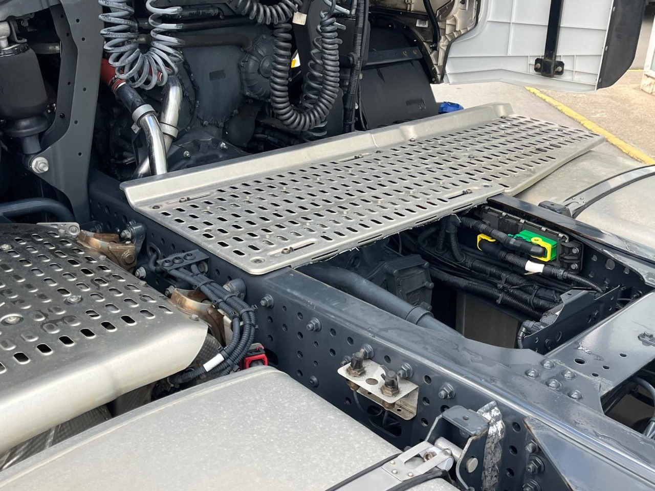 Cabeza Tractora IVECO S-WAY 510 AUTOMATICO CON INTARDER - Cabeza tractora: foto 5 Cabeza Tractora IVECO S-WAY 510 AUTOMATICO CON INTARDER - Cabeza tractora: foto 5