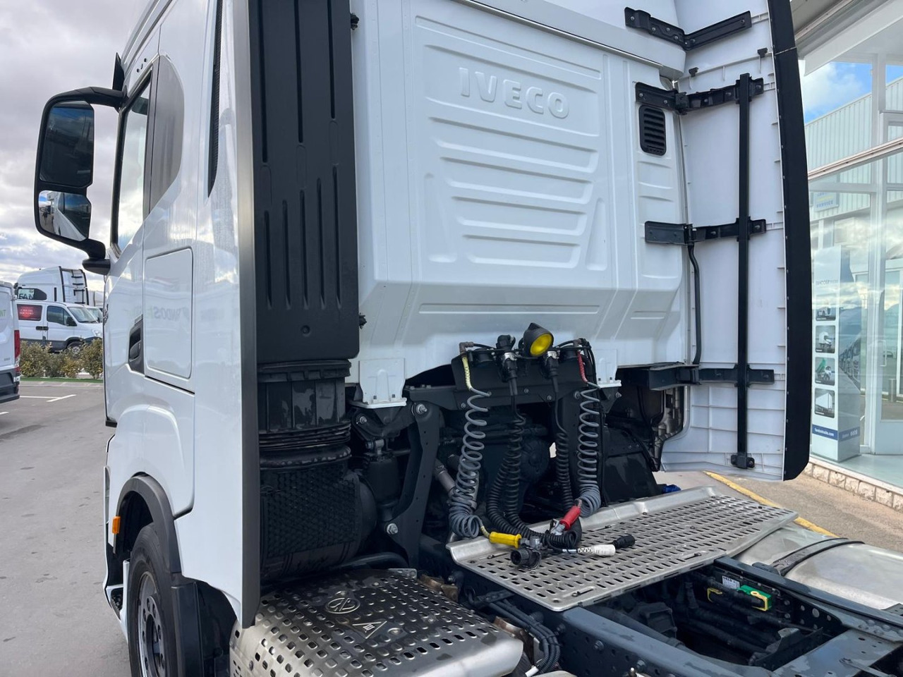 Cabeza Tractora IVECO S-WAY 510 AUTOMATICO CON INTARDER - Cabeza tractora: foto 4 Cabeza Tractora IVECO S-WAY 510 AUTOMATICO CON INTARDER - Cabeza tractora: foto 4