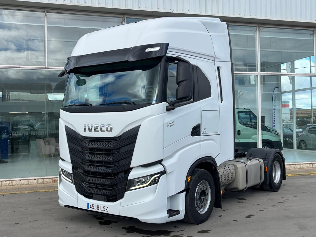 Cabeza Tractora IVECO S-WAY 510 AUTOMATICO CON INTARDER - Cabeza tractora: foto 1 Cabeza Tractora IVECO S-WAY 510 AUTOMATICO CON INTARDER - Cabeza tractora: foto 1