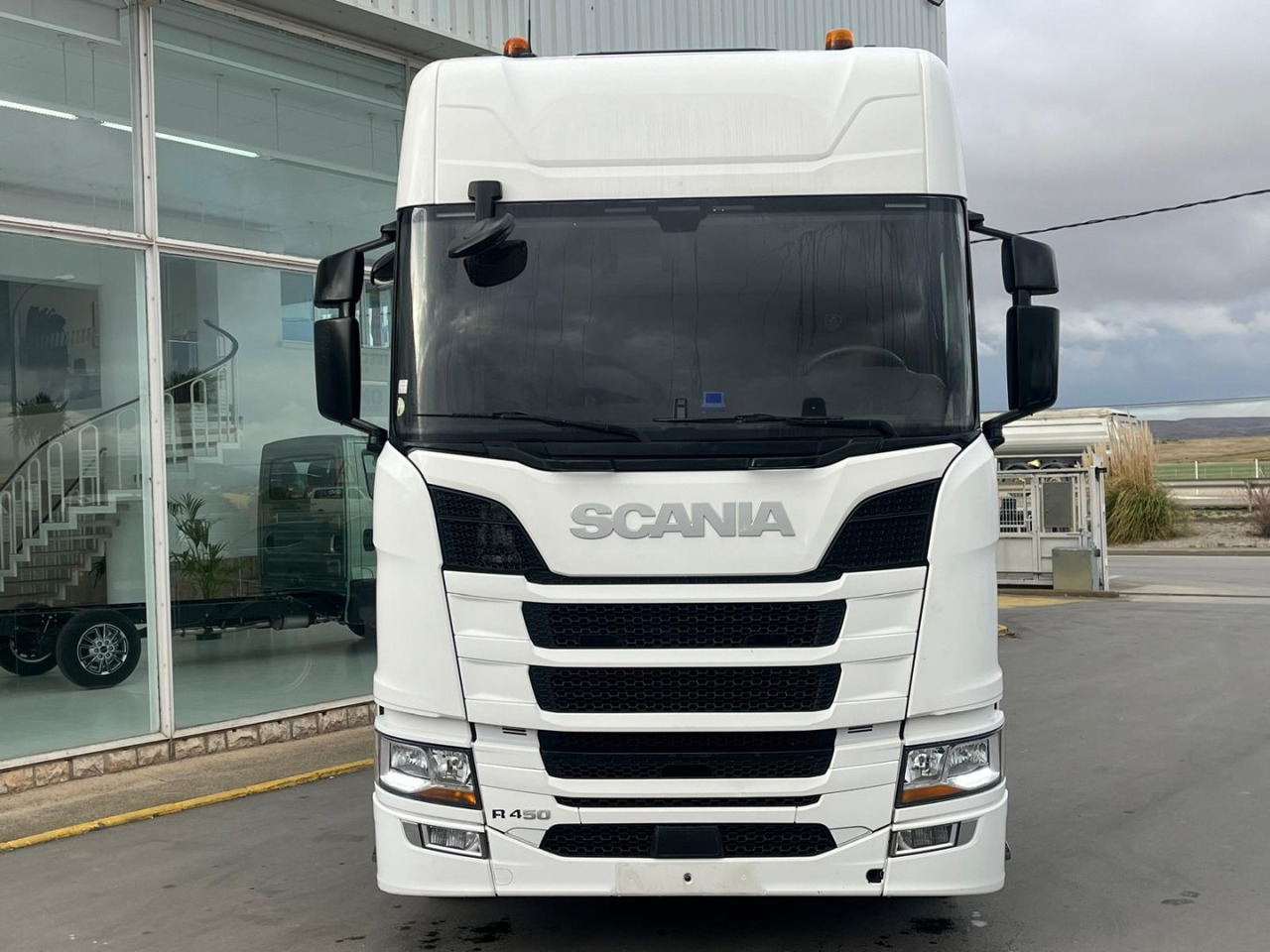 Cabeza Tractora Scania R450 AUTOMATICO-INTARDER - Cabeza tractora: foto 2 Cabeza Tractora Scania R450 AUTOMATICO-INTARDER - Cabeza tractora: foto 2