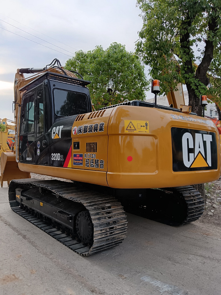CAT 320D2L - Excavadora de cadenas: foto 2 CAT 320D2L - Excavadora de cadenas: foto 2