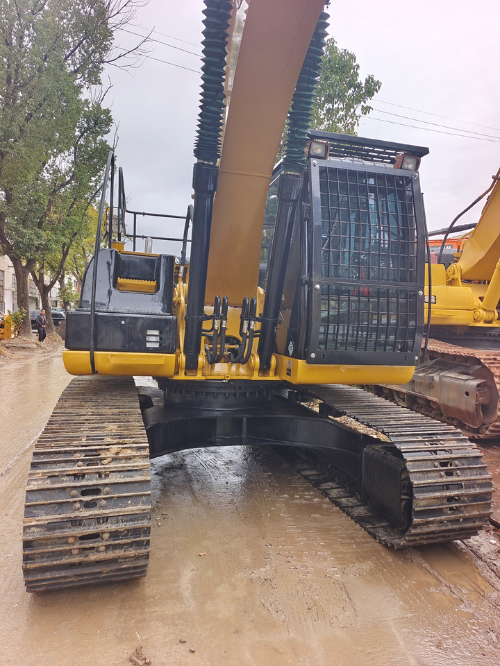 CAT 320D2L WITH 3 CAMERAS - Excavadora de cadenas: foto 1 CAT 320D2L WITH 3 CAMERAS - Excavadora de cadenas: foto 1