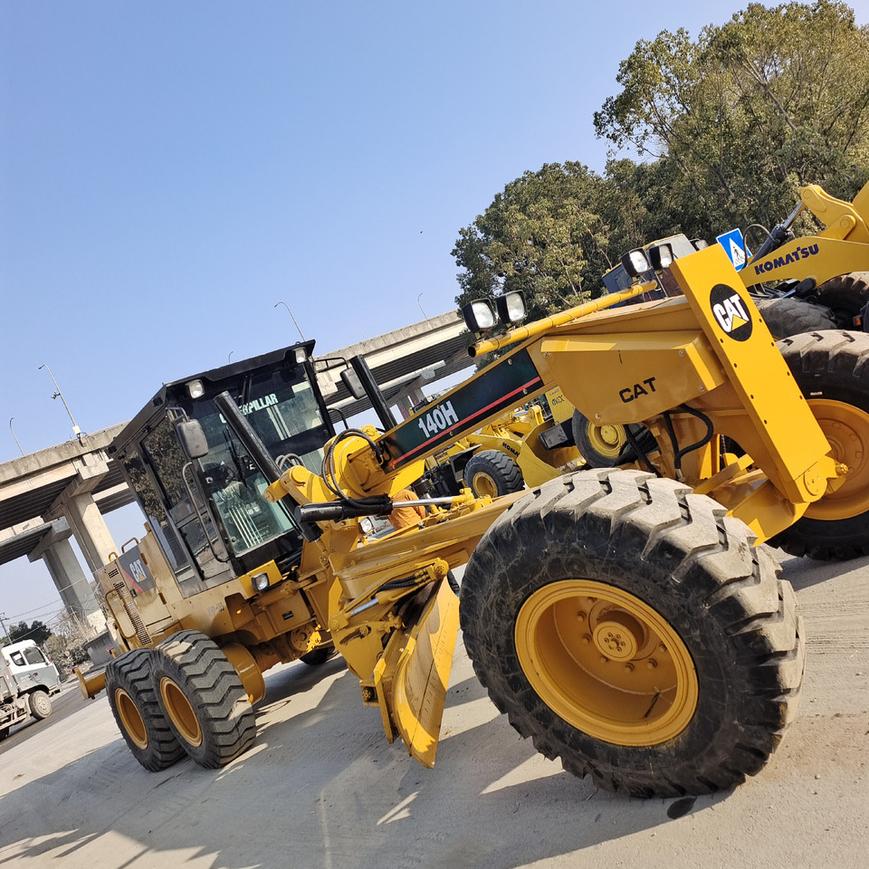 CATERPILLAR 140H CAT 140K 140G - Grader: foto 1 CATERPILLAR 140H CAT 140K 140G - Grader: foto 1