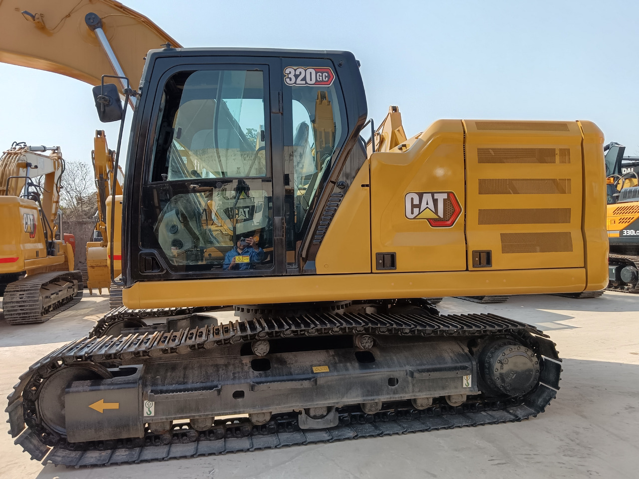 CATERPILLAR 320 GC CAT 320GC 330GC 336GC 323GC - Excavadora de cadenas: foto 1 CATERPILLAR 320 GC CAT 320GC 330GC 336GC 323GC - Excavadora de cadenas: foto 1