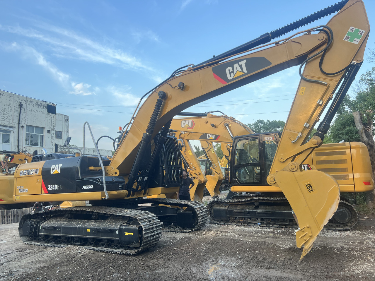 CATERPILLAR 324DL 330D2L 336D2L - Excavadora de cadenas: foto 2 CATERPILLAR 324DL 330D2L 336D2L - Excavadora de cadenas: foto 2