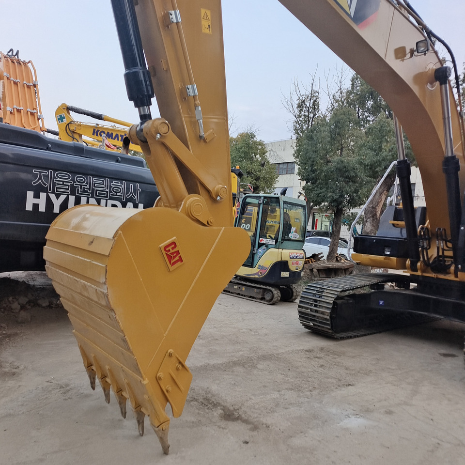 CATERPILLAR 330D2 L CAT 330 D 2 L - Excavadora de cadenas: foto 3 CATERPILLAR 330D2 L CAT 330 D 2 L - Excavadora de cadenas: foto 3