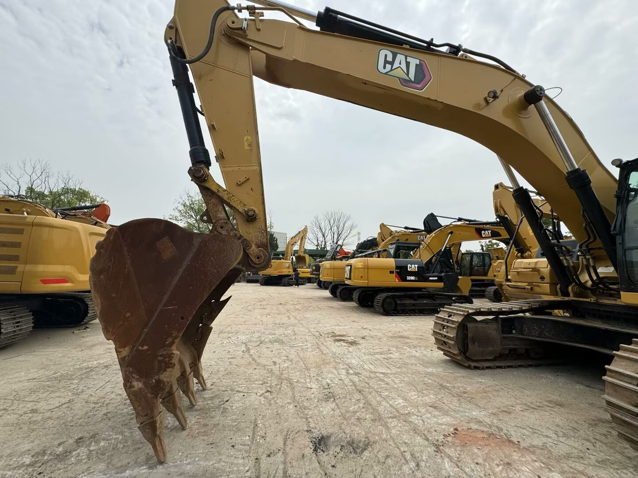 CATERPILLAR 336GC - Excavadora de cadenas: foto 5 CATERPILLAR 336GC - Excavadora de cadenas: foto 5