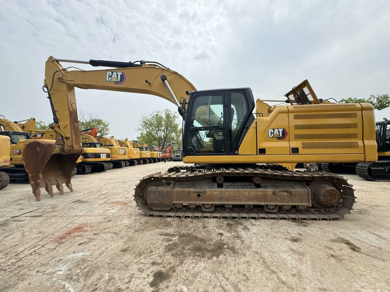CATERPILLAR 336GC - Excavadora de cadenas: foto 1 CATERPILLAR 336GC - Excavadora de cadenas: foto 1