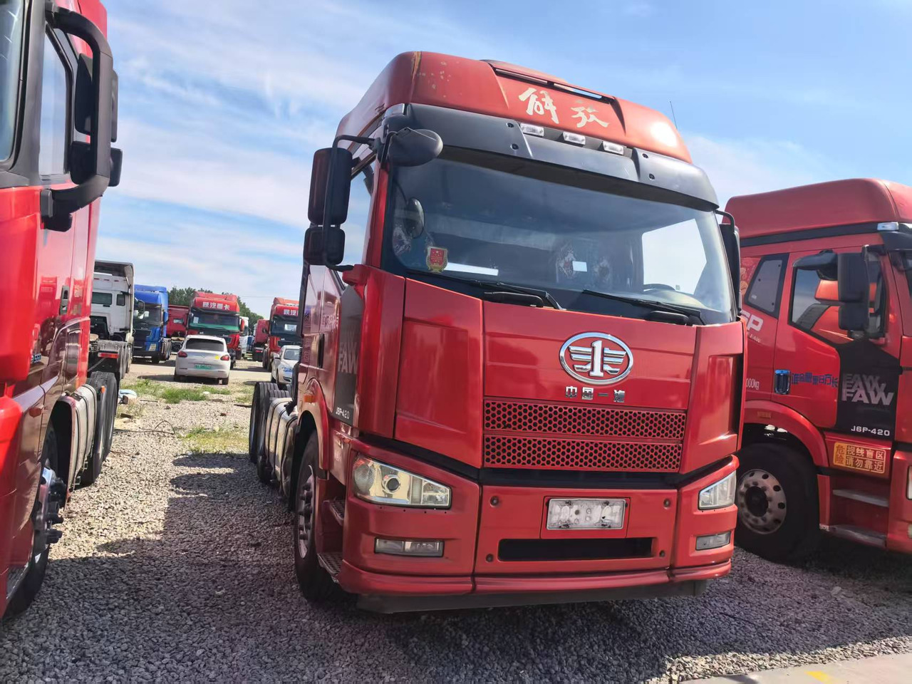 FAW JIEFANG - Cabeza tractora: foto 2 FAW JIEFANG - Cabeza tractora: foto 2