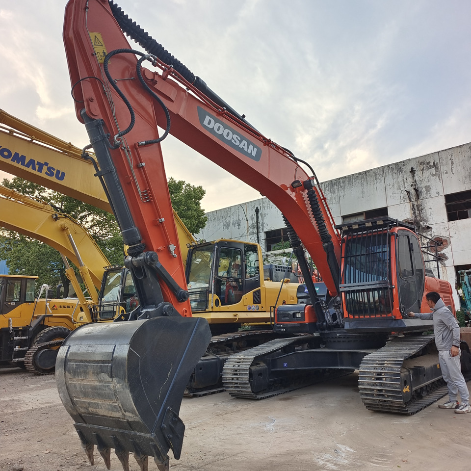 Excavadora de cadenas DOOSAN DX 300 LC - 9C DX300 LCA: foto 13 Excavadora de cadenas DOOSAN DX 300 LC - 9C DX300 LCA: foto 13