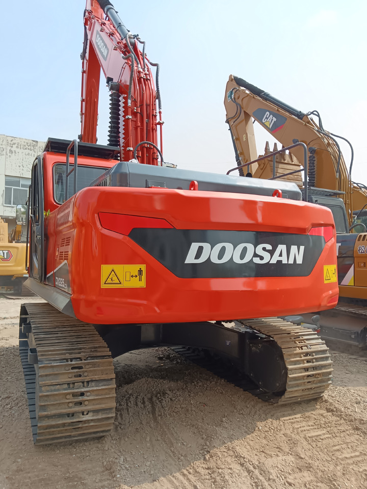 DOOSAN DX225 LCA DX 225 LC - 9C - Excavadora de cadenas: foto 3 DOOSAN DX225 LCA DX 225 LC - 9C - Excavadora de cadenas: foto 3