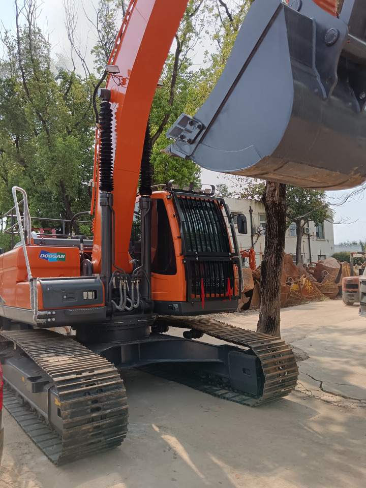 DOOSAN DX225 LCA DX 225 LC - 9C - Excavadora de cadenas: foto 5 DOOSAN DX225 LCA DX 225 LC - 9C - Excavadora de cadenas: foto 5