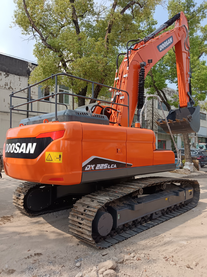 DOOSAN DX225 LCA DX 225 LC - 9C - Excavadora de cadenas: foto 4 DOOSAN DX225 LCA DX 225 LC - 9C - Excavadora de cadenas: foto 4