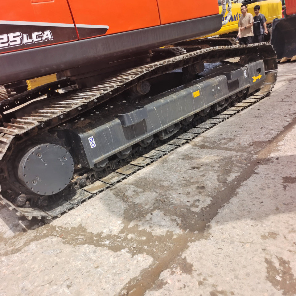 DOOSAN DX225LC-9C DX 225 LCA - Excavadora de cadenas: foto 2 DOOSAN DX225LC-9C DX 225 LCA - Excavadora de cadenas: foto 2
