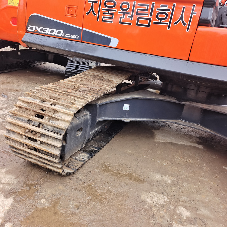 DOOSAN DX300LC - 9C DX300LCA - Excavadora de cadenas: foto 4 DOOSAN DX300LC - 9C DX300LCA - Excavadora de cadenas: foto 4