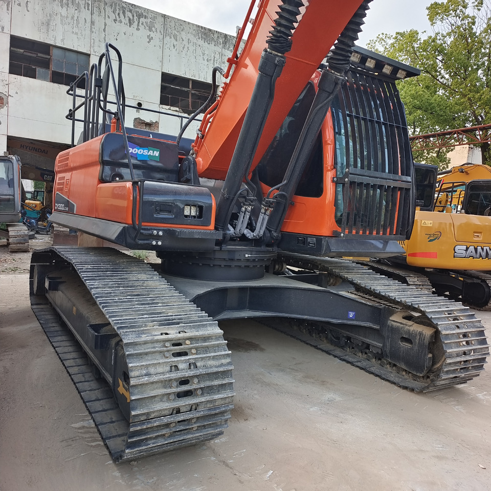 DOOSAN DX300LC-9C DX300LCA - Excavadora de cadenas: foto 1 DOOSAN DX300LC-9C DX300LCA - Excavadora de cadenas: foto 1