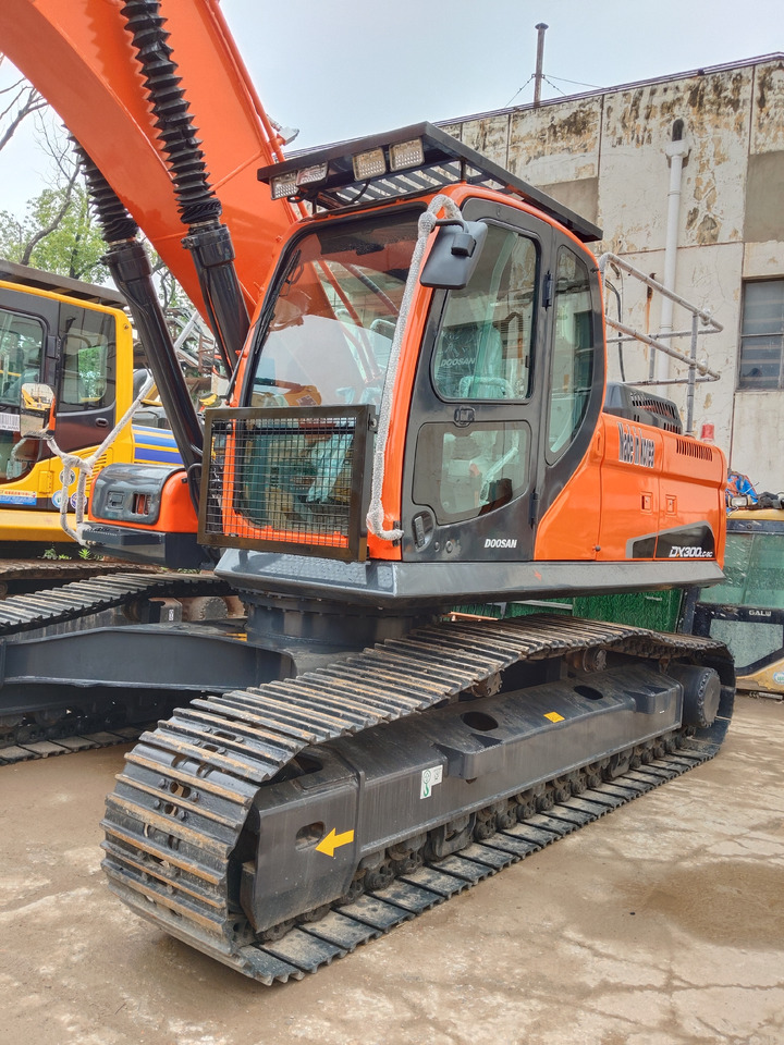 DOOSAN DX300LC - 9C DX300LCA - Excavadora de cadenas: foto 4 DOOSAN DX300LC - 9C DX300LCA - Excavadora de cadenas: foto 4