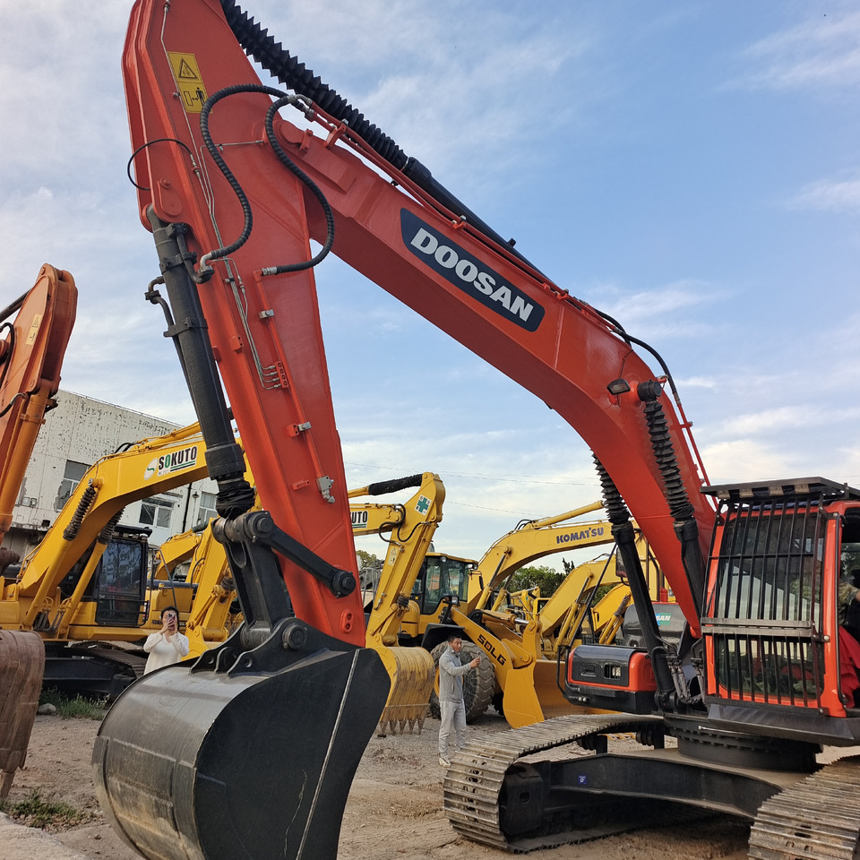DOOSAN DX300LC-9C DX300LCA - Excavadora de cadenas: foto 4 DOOSAN DX300LC-9C DX300LCA - Excavadora de cadenas: foto 4
