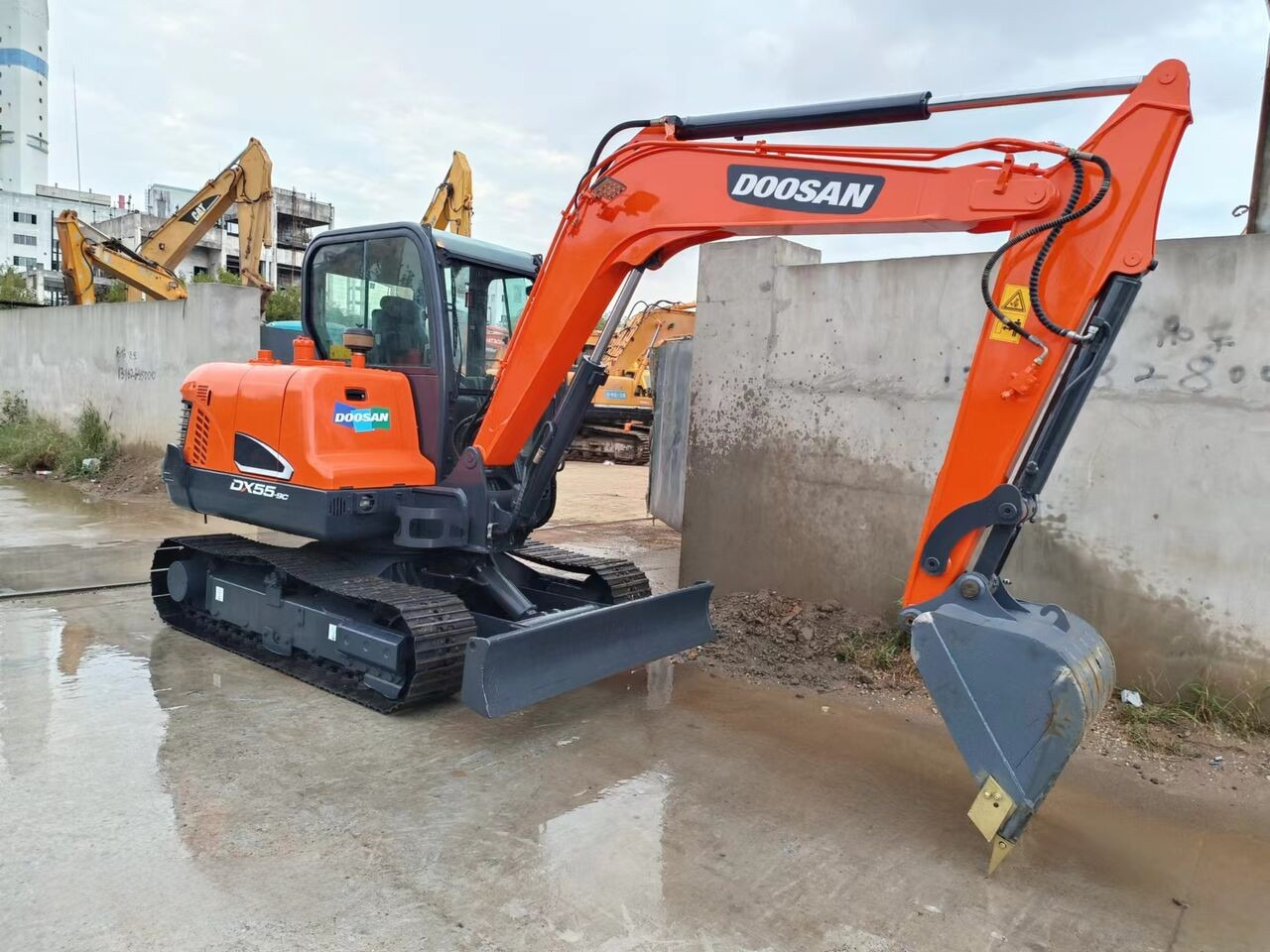 DOOSAN DX55-9C doosan dx 55 - 9 c - Miniexcavadora: foto 1 DOOSAN DX55-9C doosan dx 55 - 9 c - Miniexcavadora: foto 1