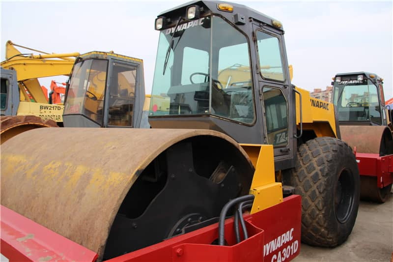 DYNAPAC CA301D - Apisonadora de asfalto: foto 5 DYNAPAC CA301D - Apisonadora de asfalto: foto 5