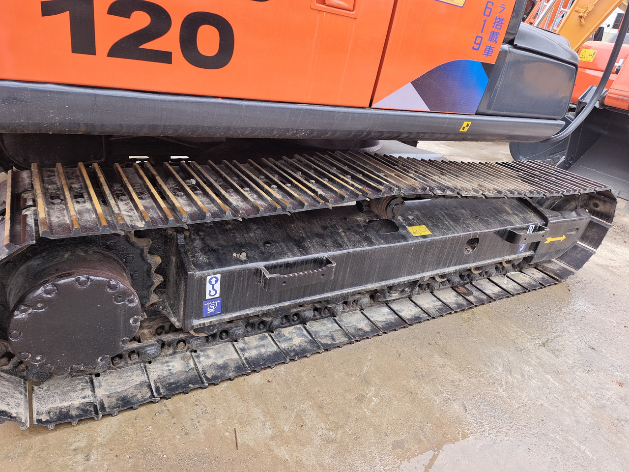 HITACHI ZX120 - Excavadora de cadenas: foto 2 HITACHI ZX120 - Excavadora de cadenas: foto 2