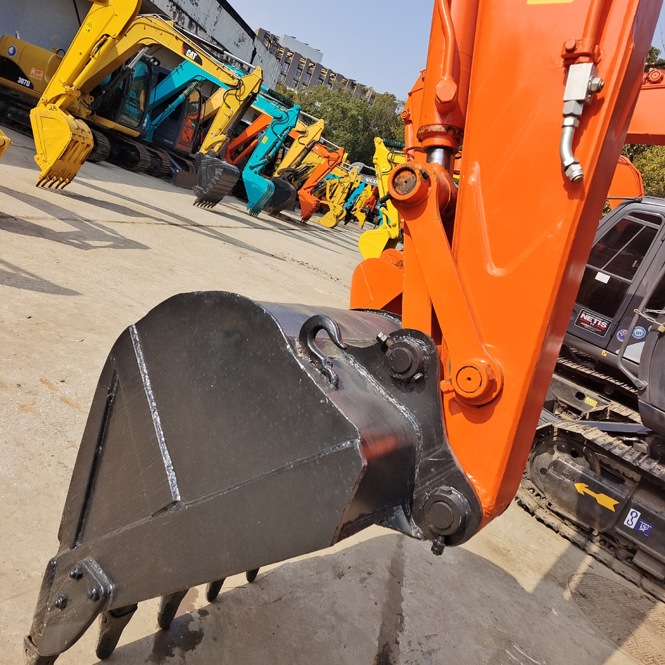 HITACHI ZX70 ZAXIS 70 - Miniexcavadora: foto 2 HITACHI ZX70 ZAXIS 70 - Miniexcavadora: foto 2