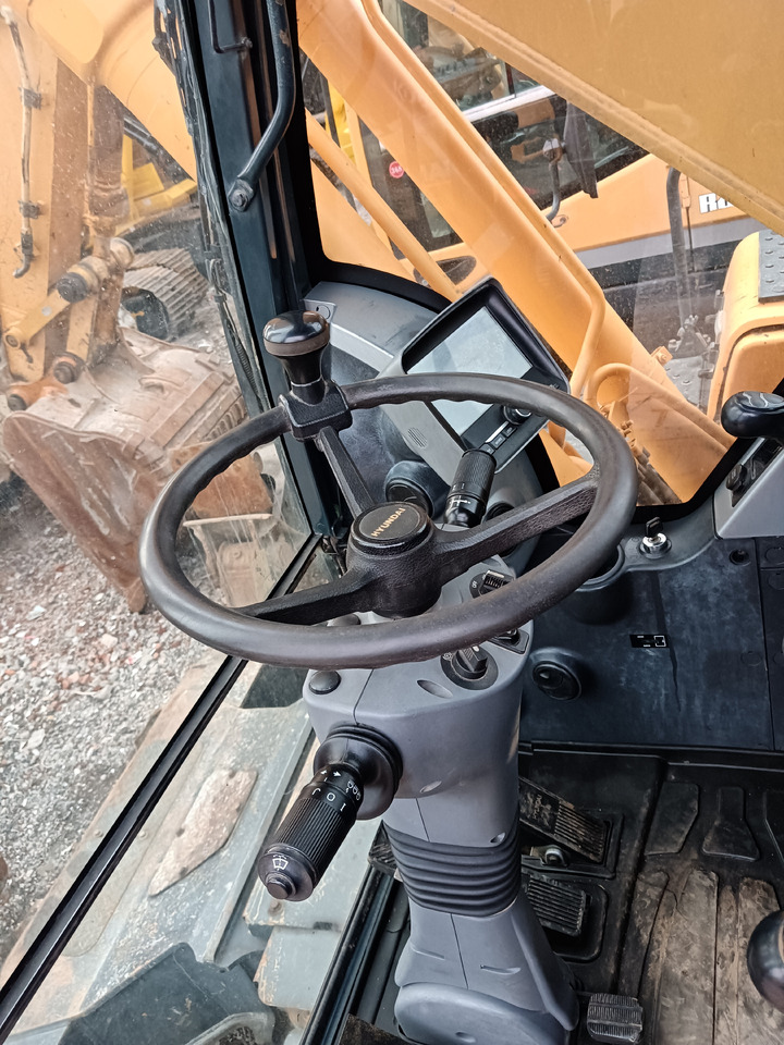 Excavadora de ruedas HYUNDAI 210W-9S Hyundai 210 W - 9 S: foto 31