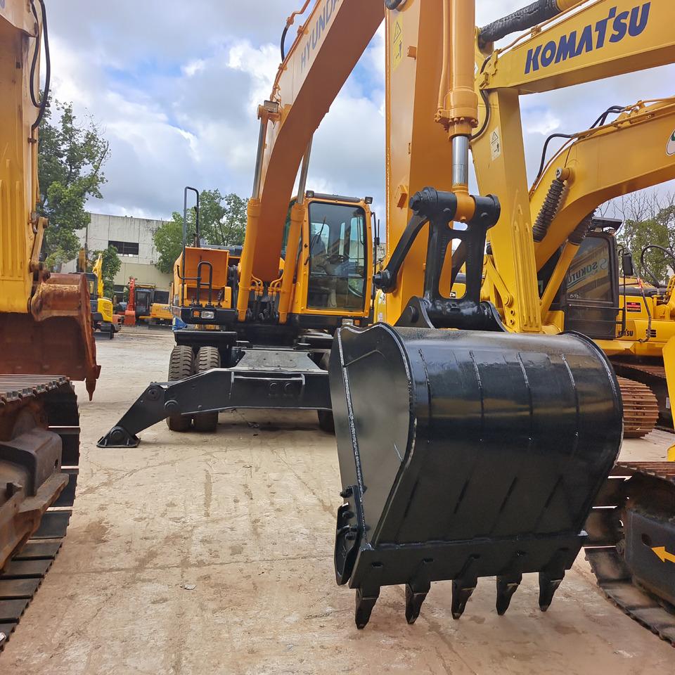 Excavadora de ruedas HYUNDAI 210W-9T: foto 12