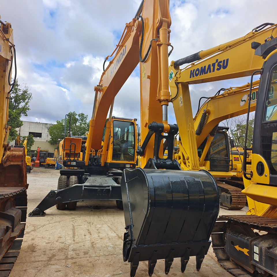 Excavadora de ruedas HYUNDAI 210W-9T: foto 11