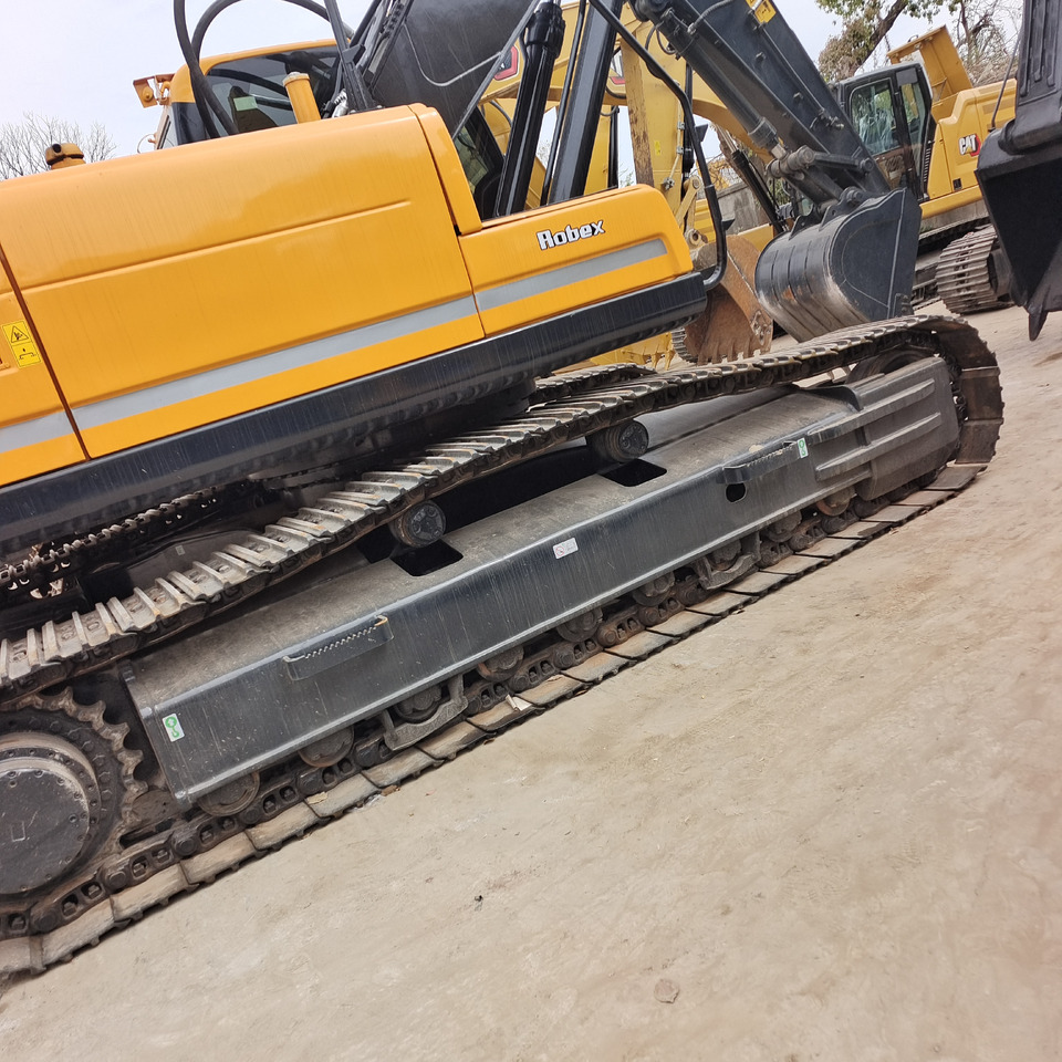 HYUNDAI 330LC-9S - Excavadora de cadenas: foto 3 HYUNDAI 330LC-9S - Excavadora de cadenas: foto 3