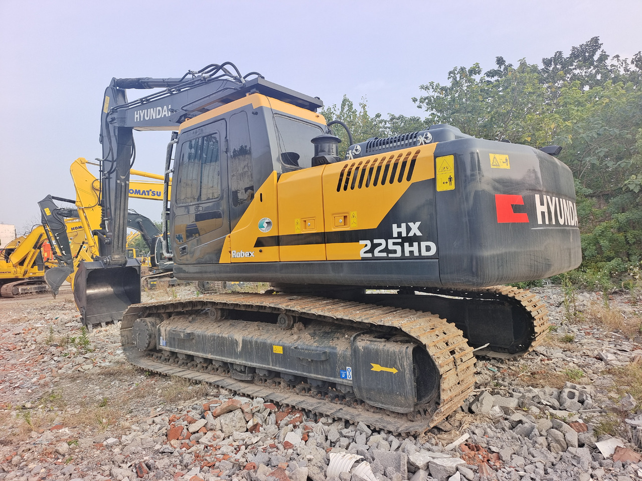 HYUNDAI HX225HD - Excavadora de cadenas: foto 5 HYUNDAI HX225HD - Excavadora de cadenas: foto 5