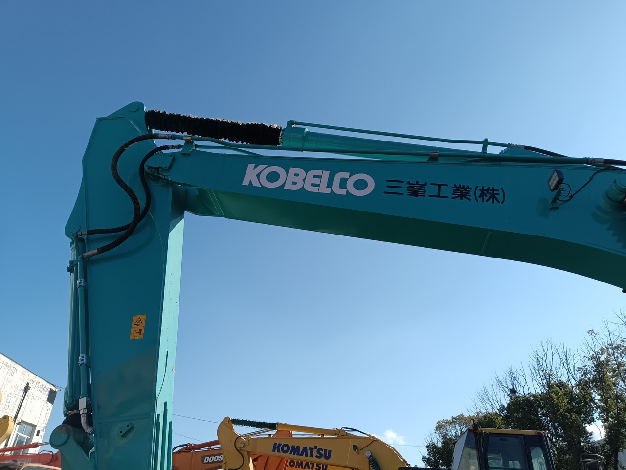 KOBELCO SK200-8 - Excavadora de cadenas: foto 5 KOBELCO SK200-8 - Excavadora de cadenas: foto 5