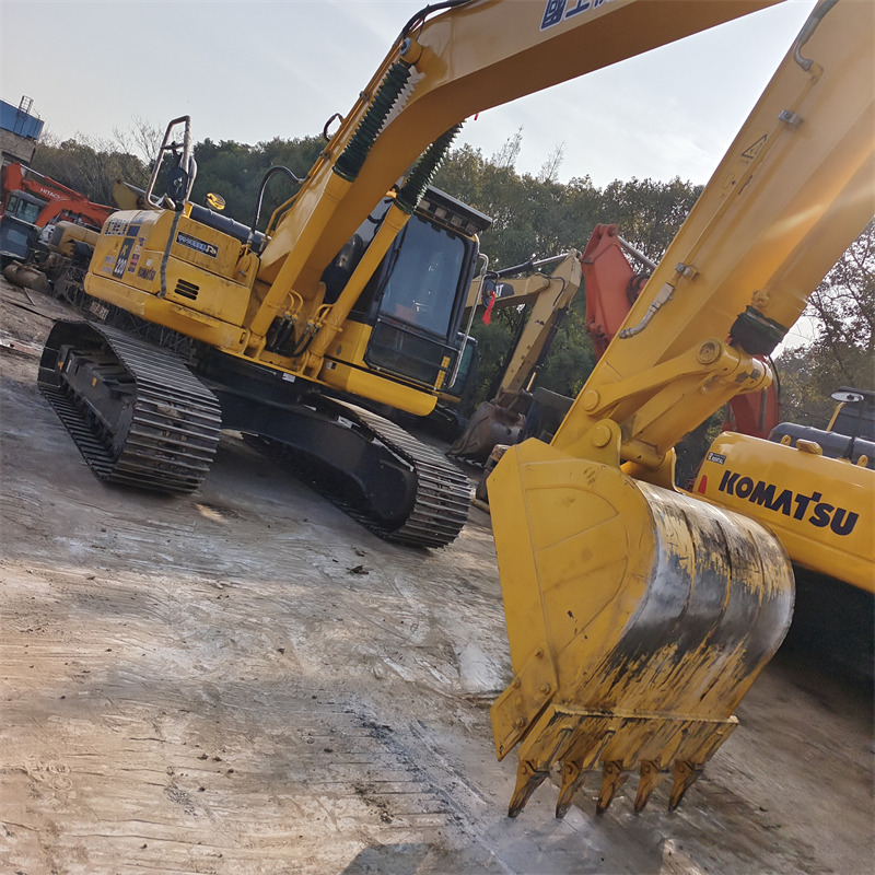 KOMATSU PC 220 - 8 N1 - Excavadora de cadenas: foto 5 KOMATSU PC 220 - 8 N1 - Excavadora de cadenas: foto 5