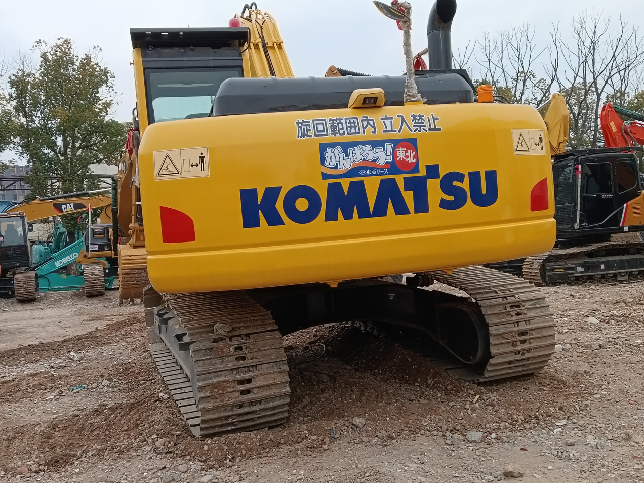 KOMATSU PC200-8 - Excavadora de cadenas: foto 3 KOMATSU PC200-8 - Excavadora de cadenas: foto 3