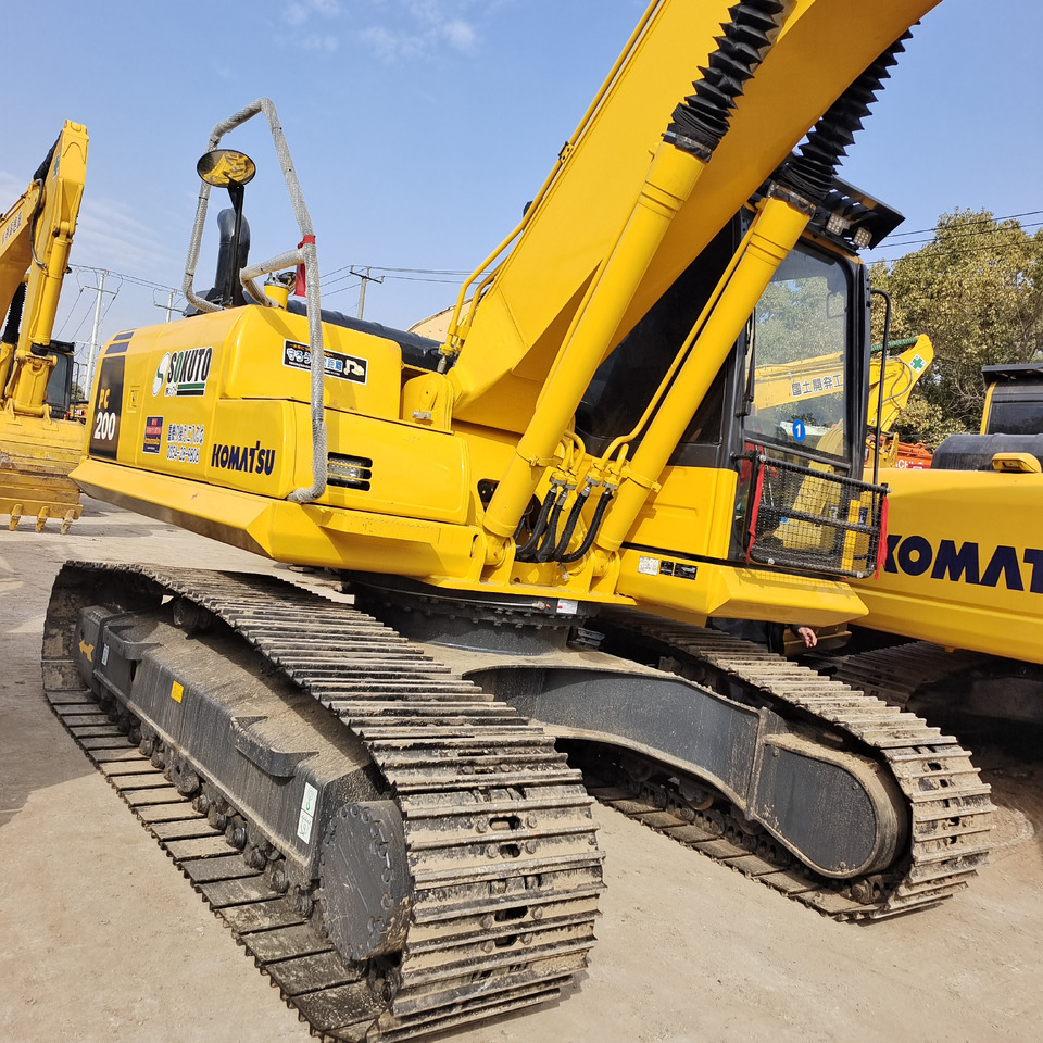 KOMATSU PC200-8 - Excavadora de cadenas: foto 3 KOMATSU PC200-8 - Excavadora de cadenas: foto 3