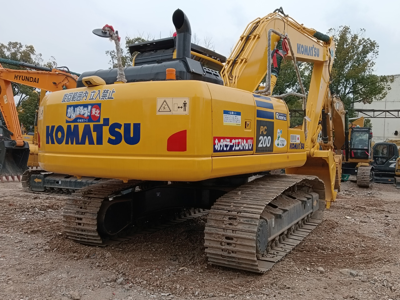KOMATSU PC200-8 - Excavadora de cadenas: foto 4 KOMATSU PC200-8 - Excavadora de cadenas: foto 4
