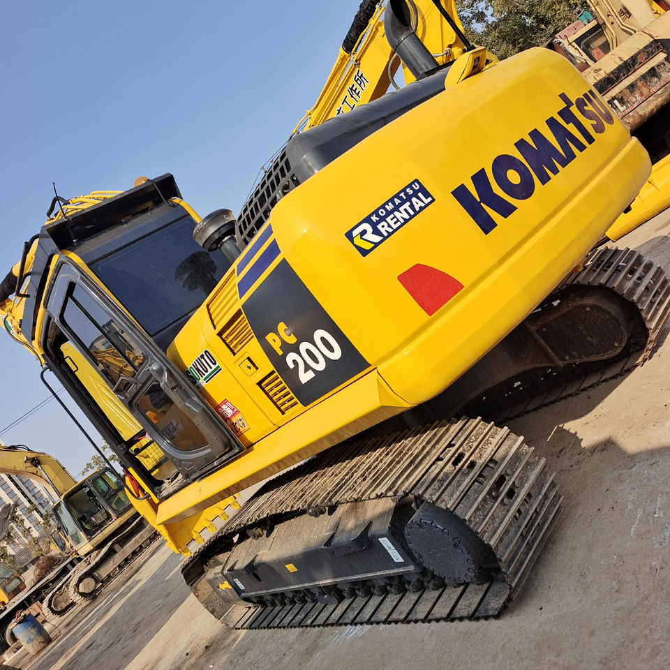 KOMATSU PC200-8 N1 - Excavadora de cadenas: foto 4 KOMATSU PC200-8 N1 - Excavadora de cadenas: foto 4