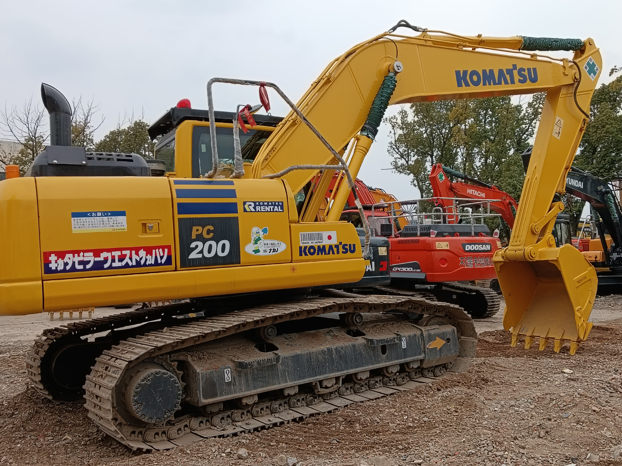 KOMATSU PC200-8N1 - Excavadora de cadenas: foto 5 KOMATSU PC200-8N1 - Excavadora de cadenas: foto 5