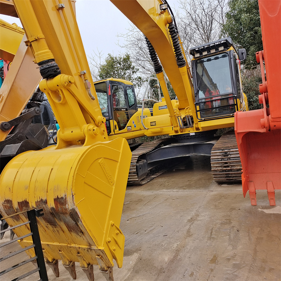 KOMATSU PC210LC-8 - Excavadora de cadenas: foto 2 KOMATSU PC210LC-8 - Excavadora de cadenas: foto 2