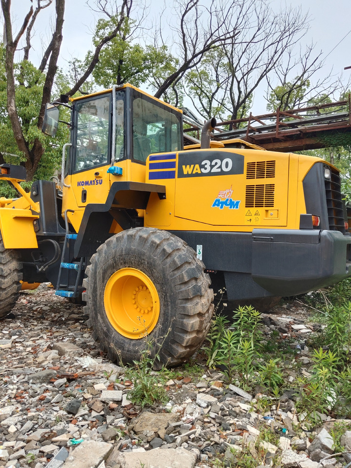 KOMATSU WA320 - Cargadora de ruedas: foto 2 KOMATSU WA320 - Cargadora de ruedas: foto 2