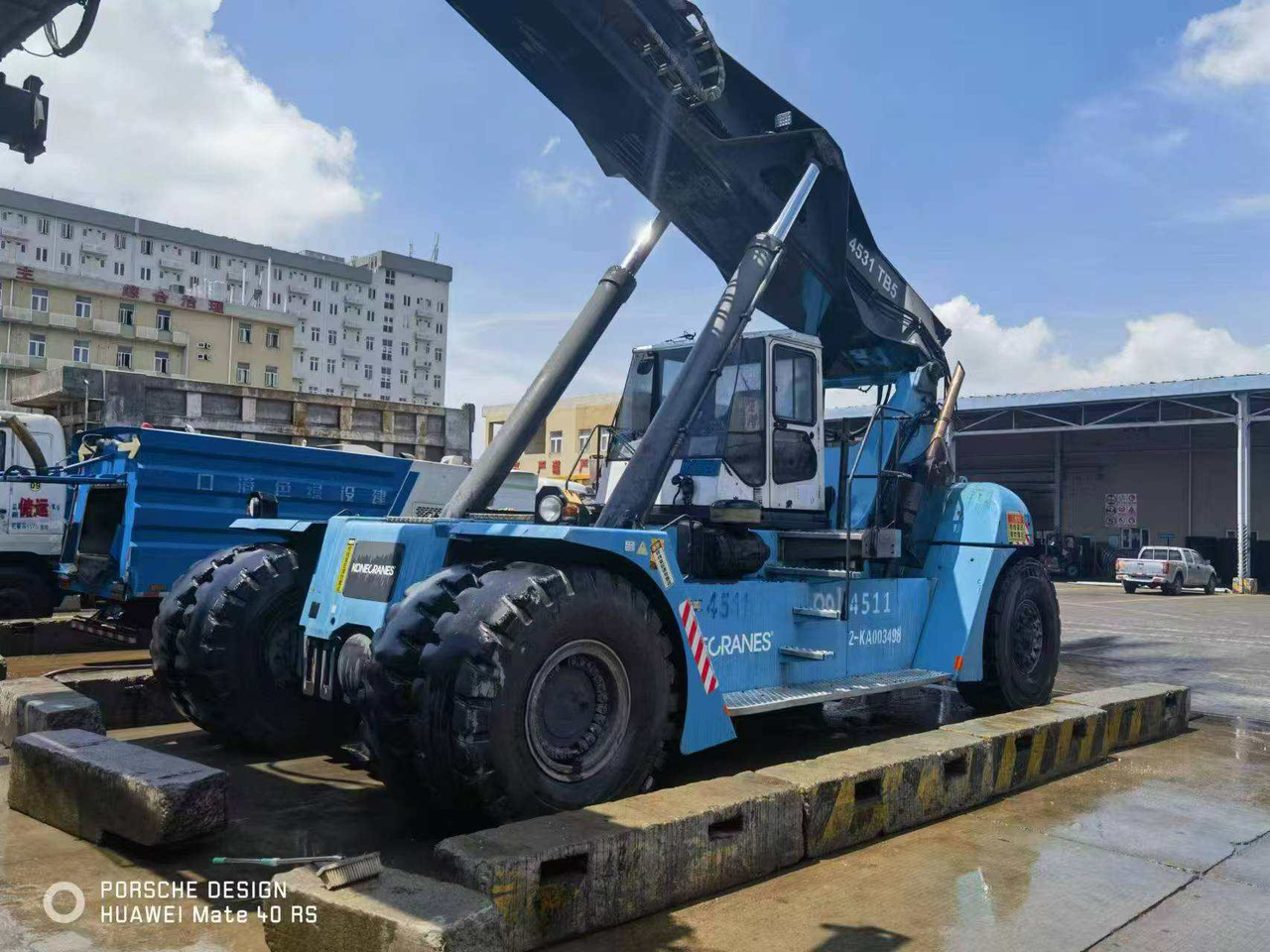 Reach stacker KONECRANES SMV 4531 TB5 45 TON CAPACITY: foto 1