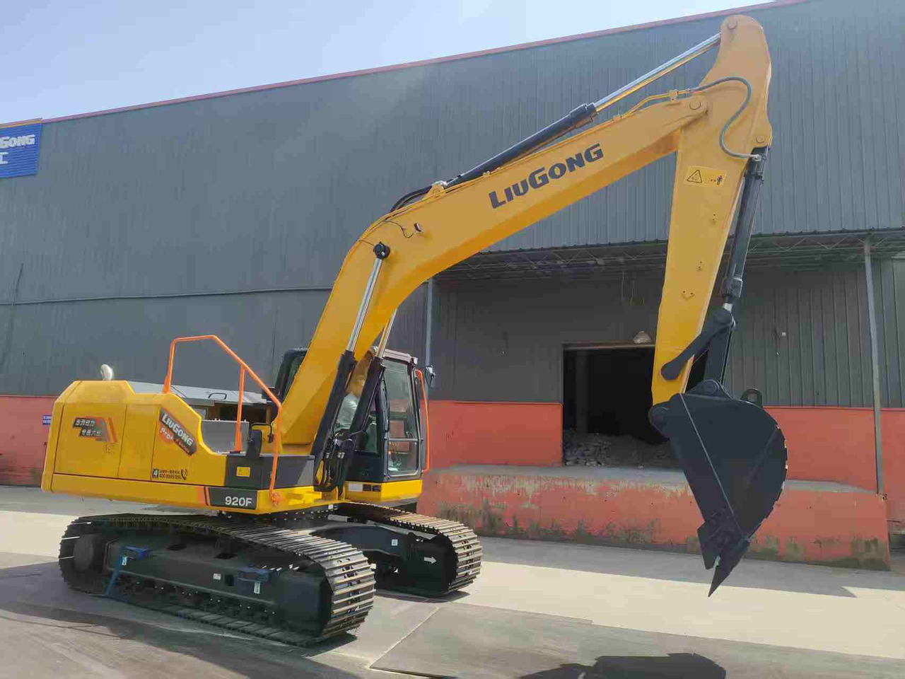 LIUGONG 920FG4 100% Brand New 21.5 TON 20 TON - Excavadora de cadenas: foto 3 LIUGONG 920FG4 100% Brand New 21.5 TON 20 TON - Excavadora de cadenas: foto 3