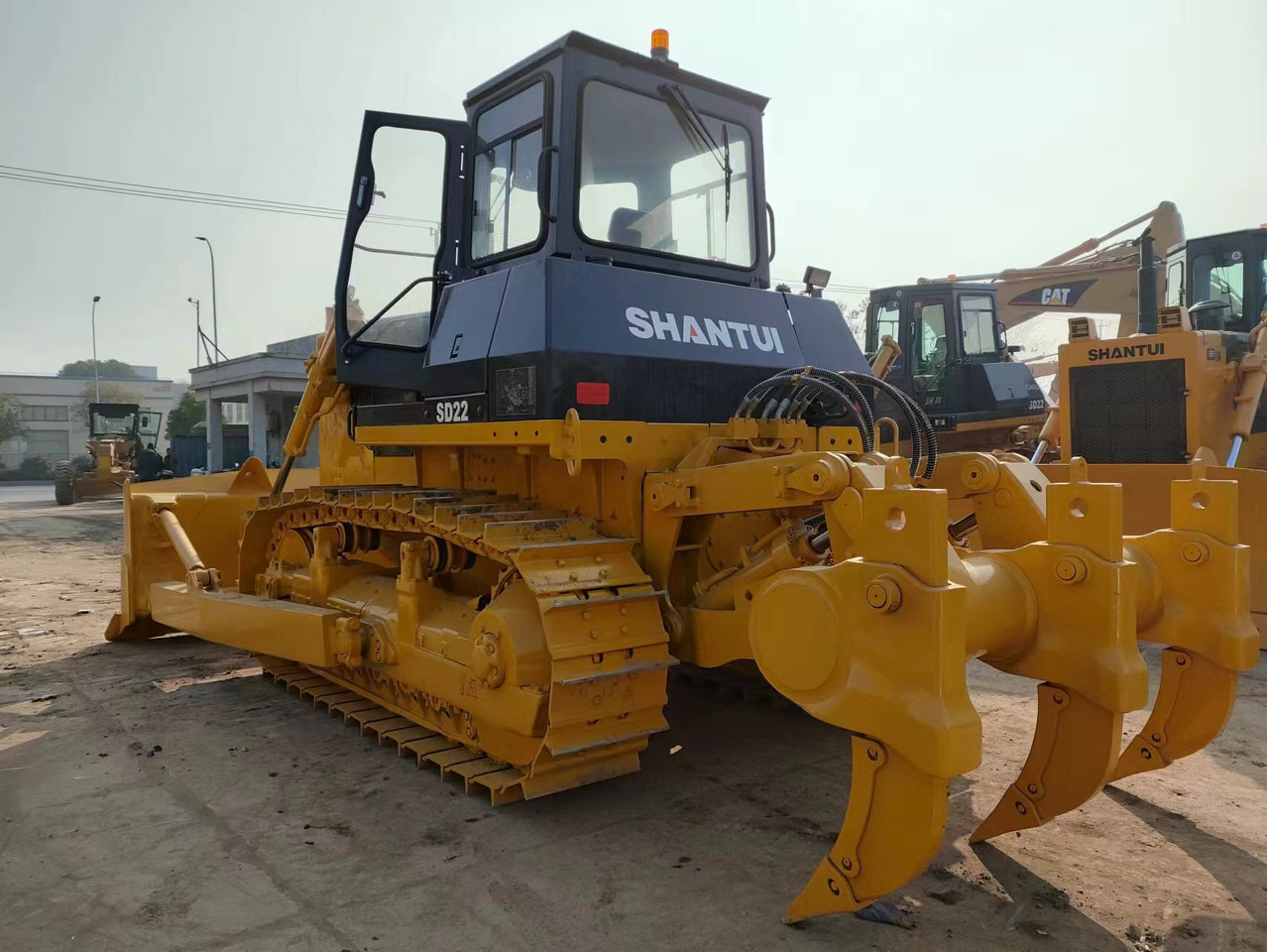 SHANTUI SD22 SD 22 32 16 - Bulldozer: foto 3 SHANTUI SD22 SD 22 32 16 - Bulldozer: foto 3