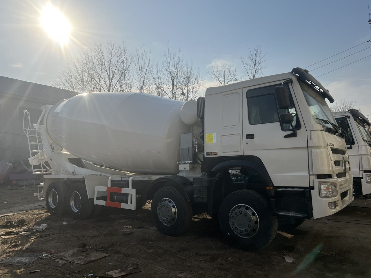 SINOTRUK HOWO 371 8X4 16 Cubic Meter SINOTRUK Howo Concrete Mixer Truck - Hormigonera: foto 4 SINOTRUK HOWO 371 8X4 16 Cubic Meter SINOTRUK Howo Concrete Mixer Truck - Hormigonera: foto 4