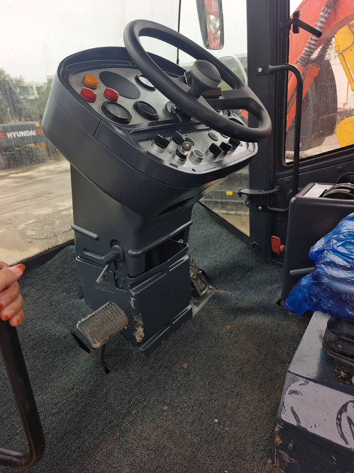 Apisonadora de asfalto XCMG XS183J: foto 14