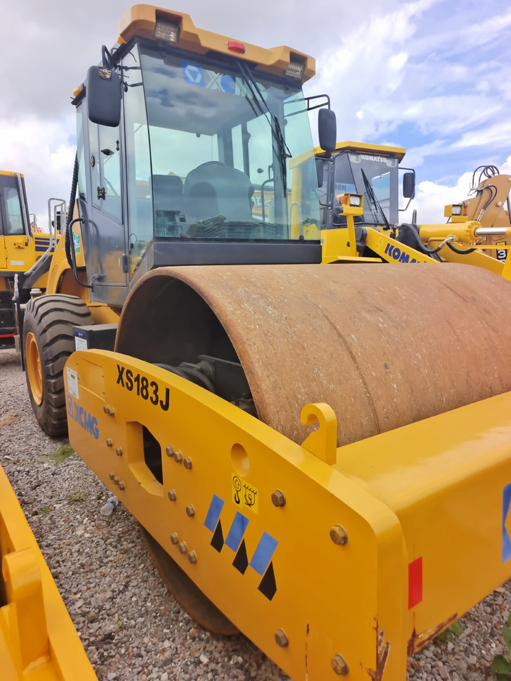 XCMG XS183J - Apisonadora de asfalto: foto 1 XCMG XS183J - Apisonadora de asfalto: foto 1