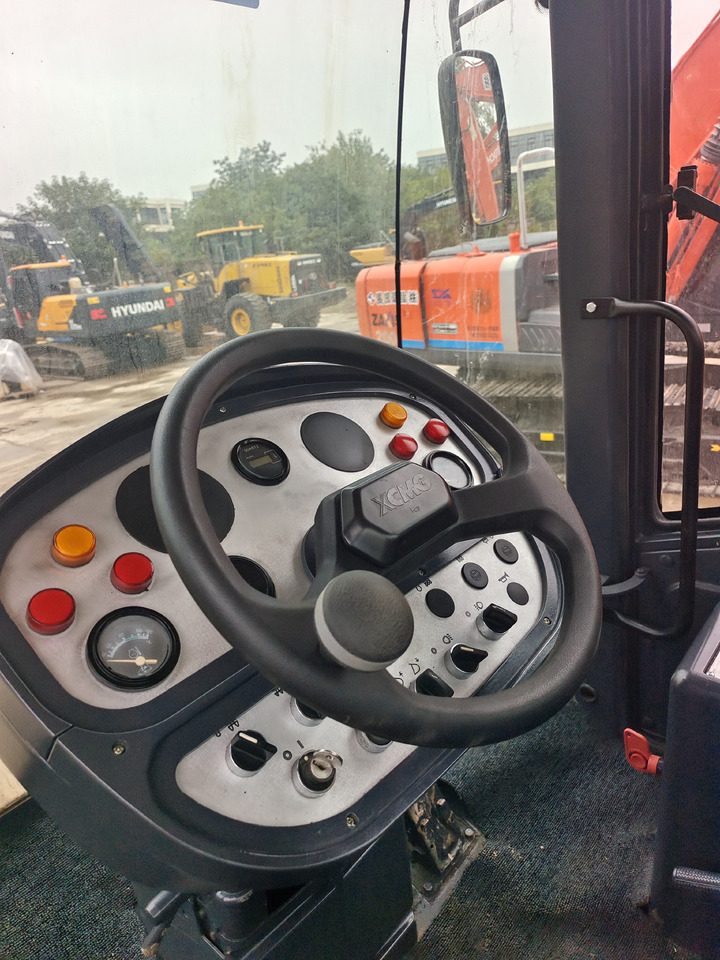 Apisonadora de asfalto XCMG XS183J: foto 13